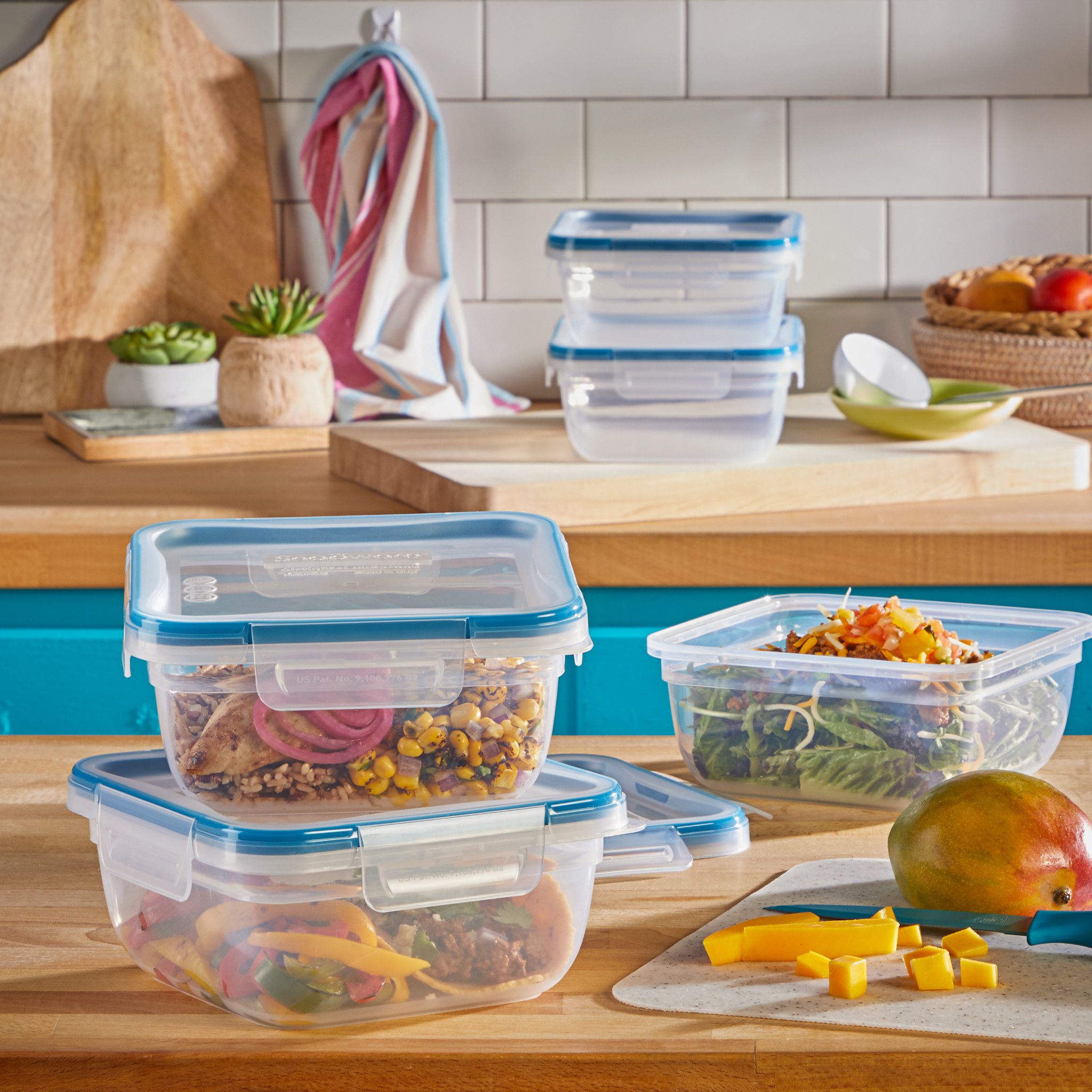 1140572_SW_Storage_Lifestyle_Square_Meal-Prep_10pc-5.5c-Plastic-Set_1.jpg